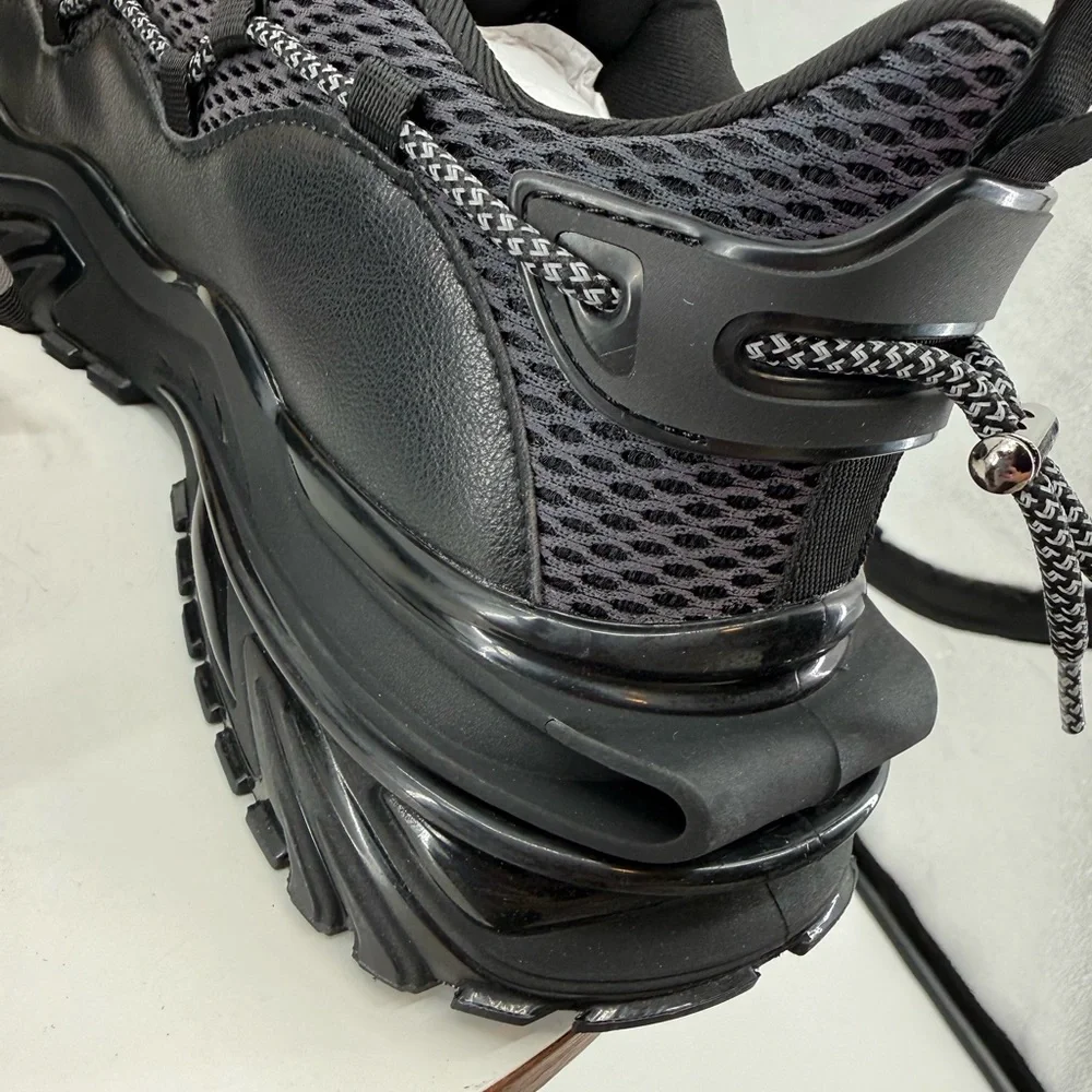Steve Madden Baries Sneakers Black White Chunky Dad Shoes Tech Runner Streetwear - Picture 5 of 13